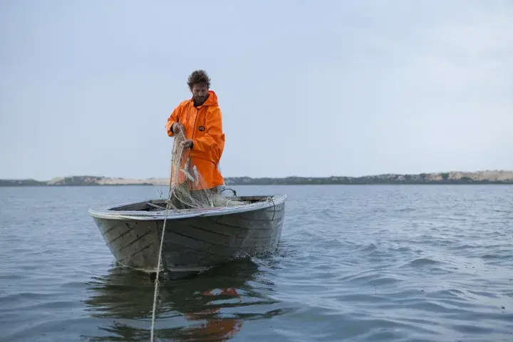 Skipper fishing in Australia © Randy Larcombe, MSC